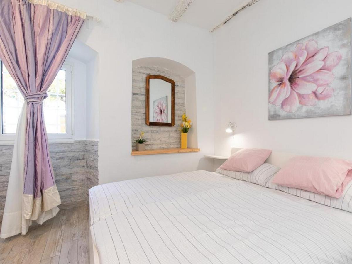Studio Apartment Sisi Опатия Экстерьер фото